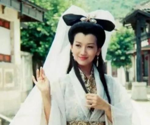 『混血』才不要什么混血脸高级脸,有这几个特征,你代表了东方美