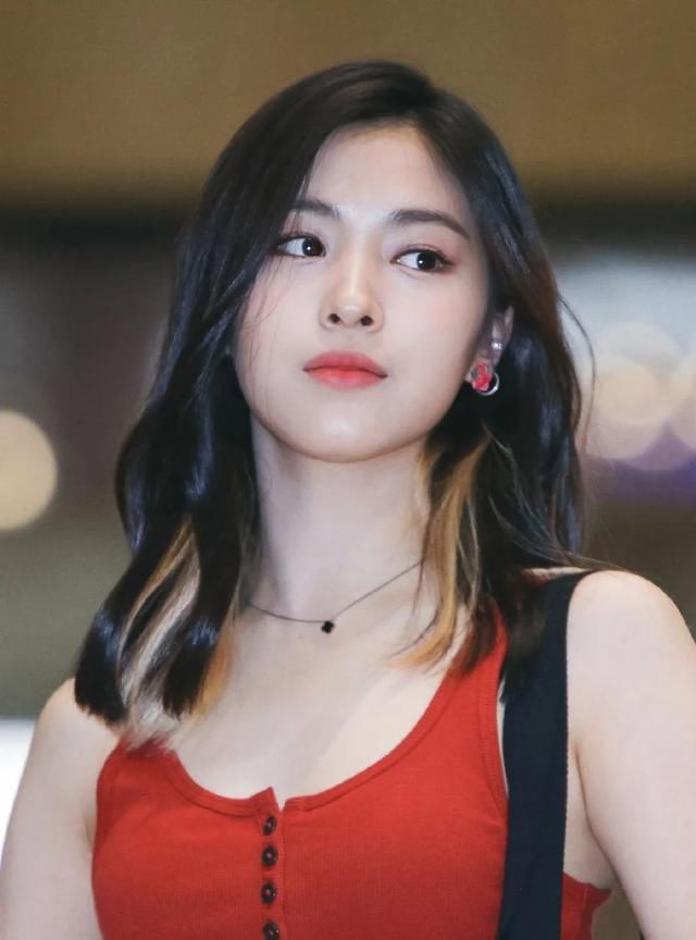  「好奇心」王菊染发失败的案例 成功勾起我的好奇心