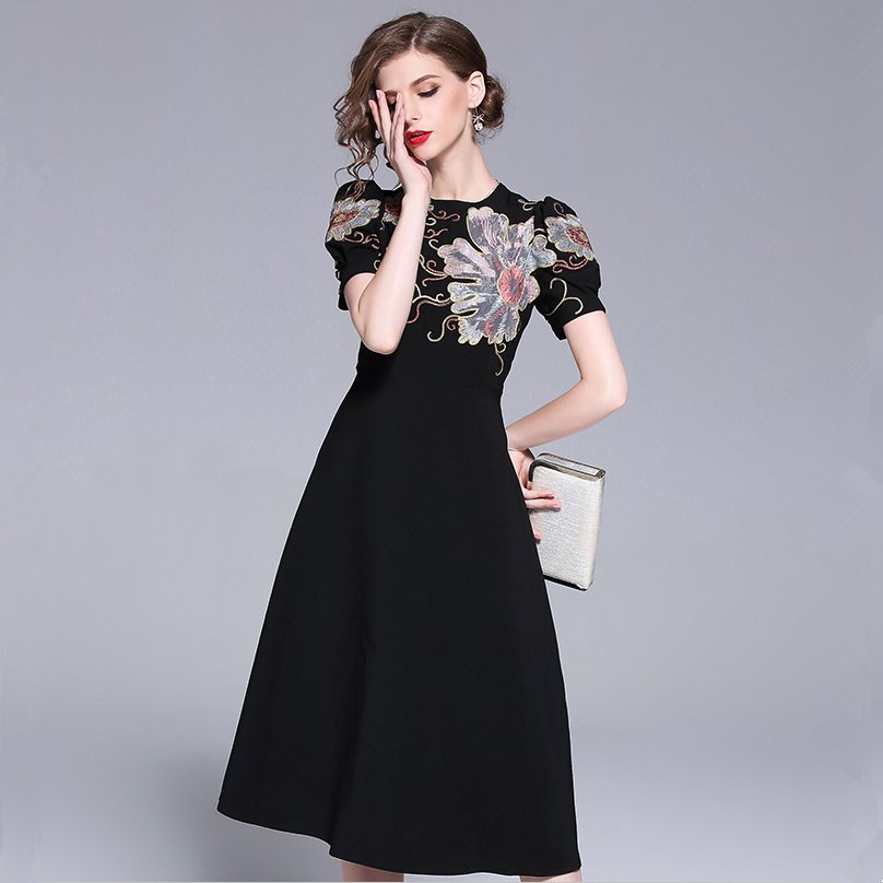 港真!还没见过如此漂亮的欧货裙!比旗袍还高贵优雅，嫩炸美