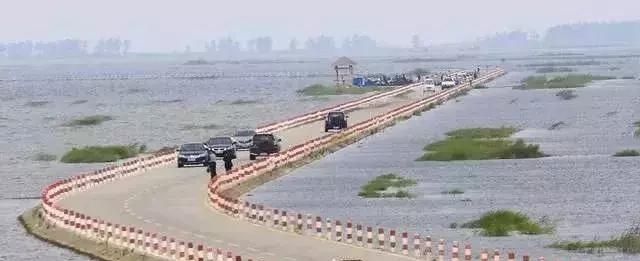 中国最神奇的两条路，一条在湖北，一条在江西