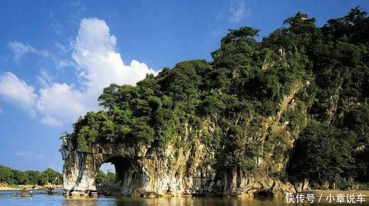 中国“名不副实”的4个景点,不去可惜去了又后悔,你去过几个?