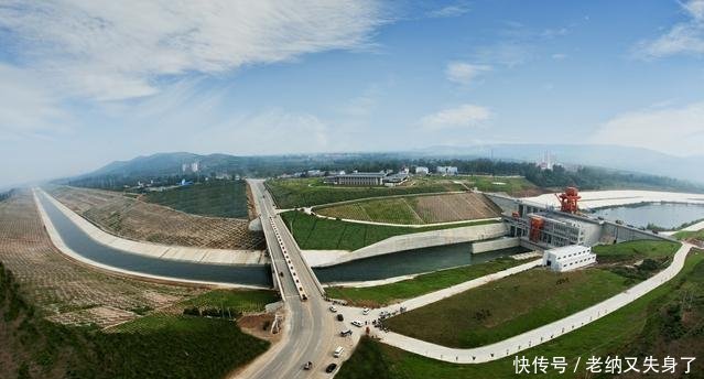  「地势」中国的南水北调工程, 怎样把水引入地势较高的地方 看完