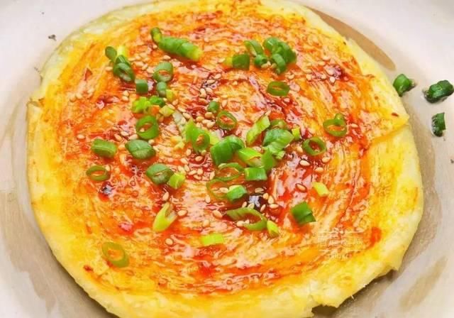  「平底锅」别看这饼很火，其实不用揉面平底锅就能做
