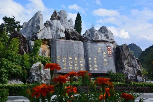 中国又新建一条新高铁，设八站，全线长600公里，经过你的家乡吗