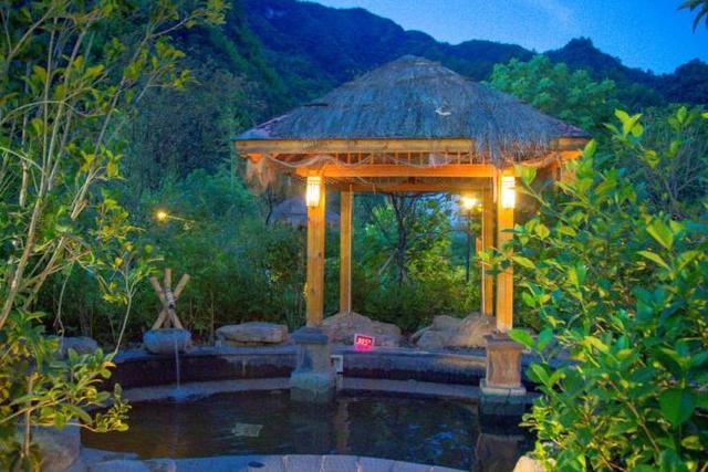 周末走起,南川金佛山出现雾凇景观