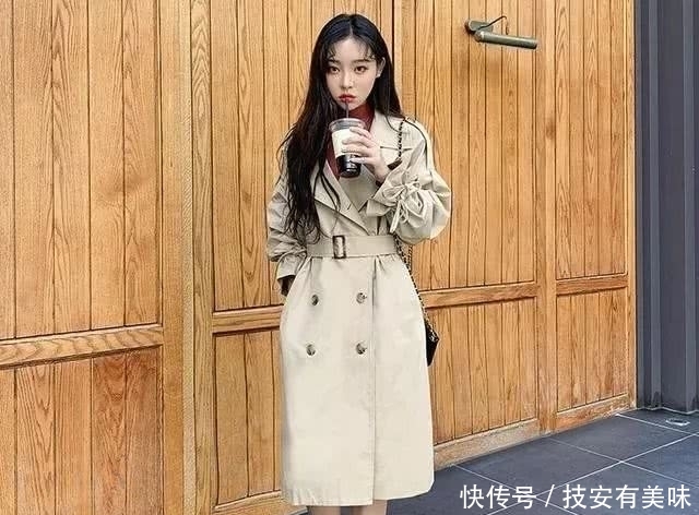  [超长款]能挡风能凹造型的风衣，想要穿出走路拉风的样子，建议你这样选