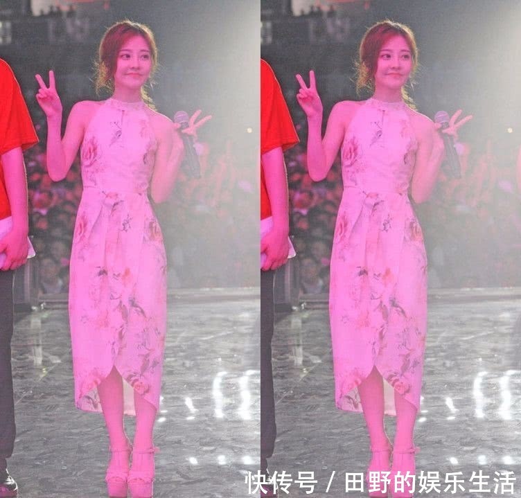 冯提莫难道是靠一条短裙穿出了高挑感?错!网友