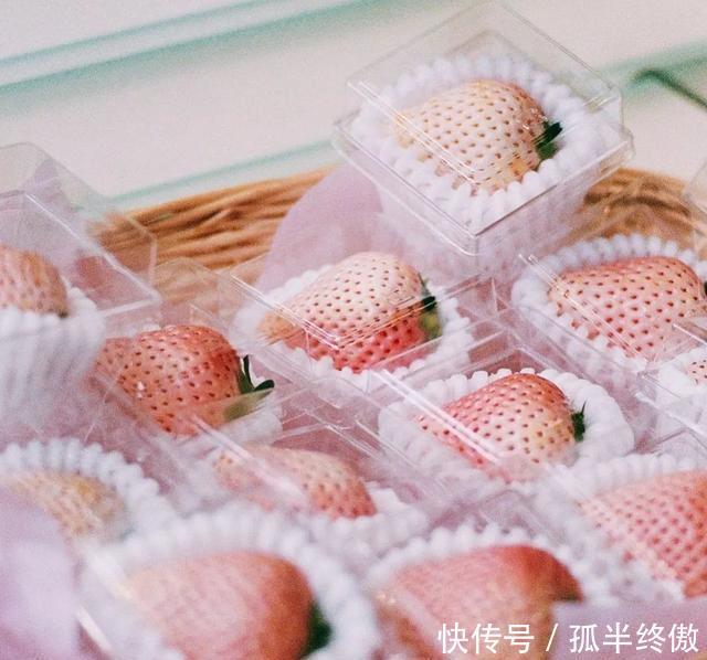  『镜头』搞颜色没前途？她镜头下的少女配色，温暖又高级