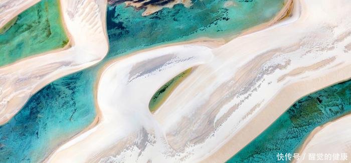 世界上最失败的沙漠本该黄沙漫天毫无生机,却遍地湖泊鱼虾成群