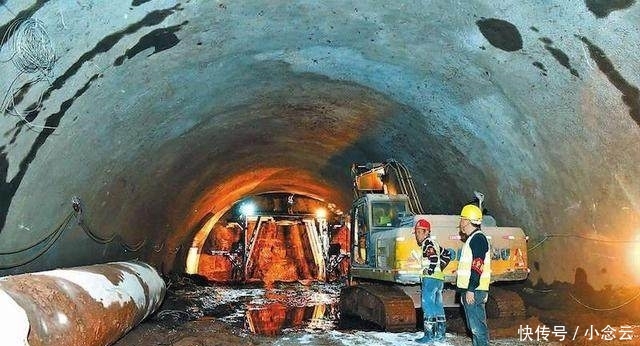 为什么高速公路隧道施工的时候不允许女人进去？