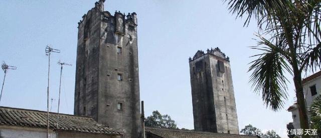 广东东莞一个镇, 三面被深圳包围, 地理位置优越