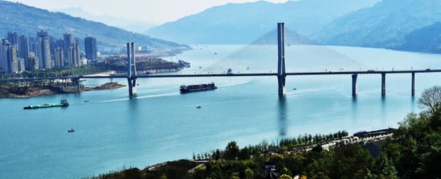 我国最“上进”的城市，是我国特大城市之一，经济增速高得可怕