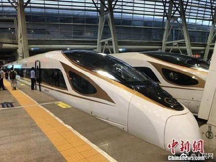 全国铁路调整运行图：超长版“复兴号”上线运营