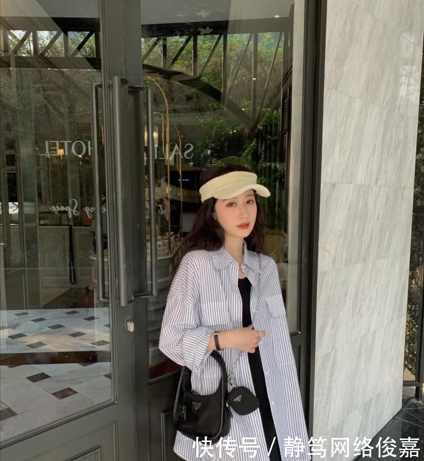 『搭法』别总穿“打底衫”了!看看衬衫的花式穿搭法,风格多变不过时