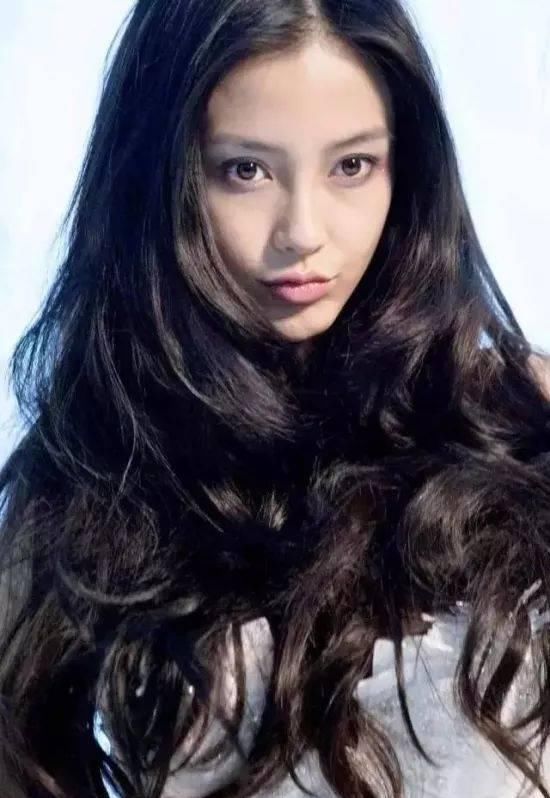 眼妆■十分“想”说丨卧蚕怎么画？两招教你轻轻松松化立体式眼妆画法！