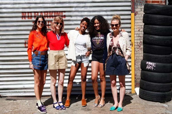 满大街都是牛仔短裤 最显腿长的那条被我找到了！