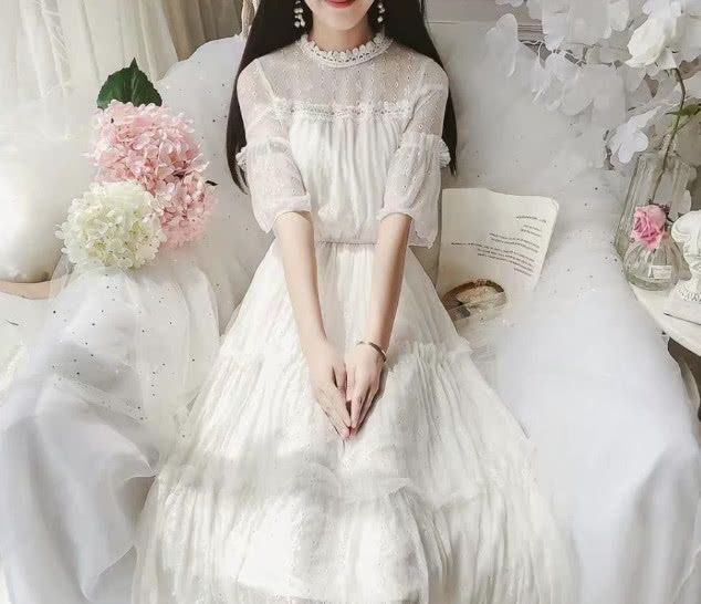  #几率#参加前任婚礼，你会选择哪件礼服？测出你的“复合几率”，准到爆