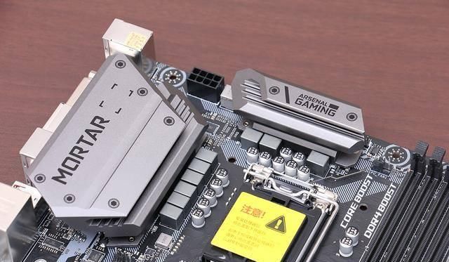  『值得一提』老机箱新折腾，分享一台最近完成的 M-ATX 主机