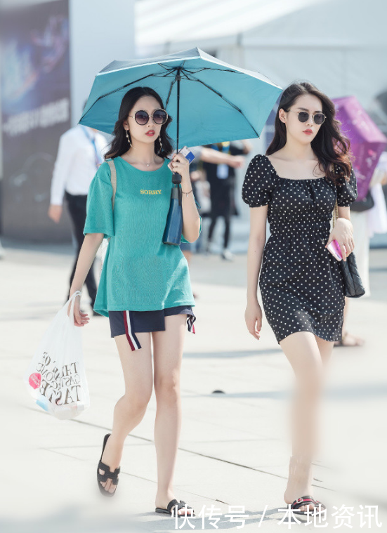 街拍：时髦好看的街头美女们真会穿搭，百变造型惹人爱！