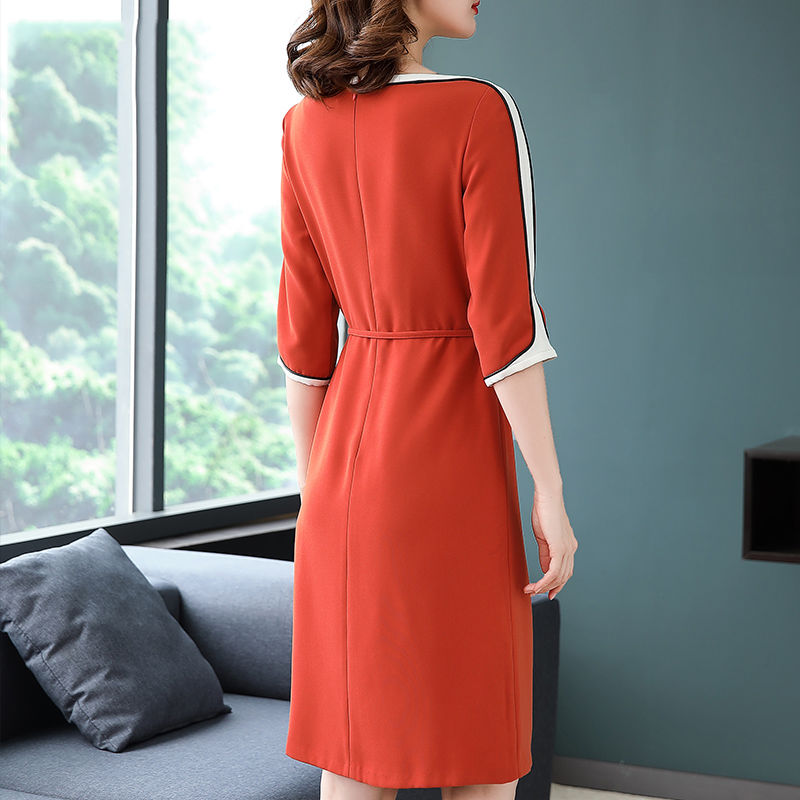 腰粗屁股大而不敢穿裙子?看看下面女人穿的，一样能美得让人心动