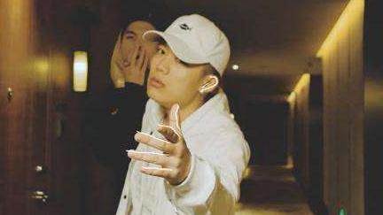 黄毅清说出真相: 李小璐事件只是一个局, 有人想红想疯了