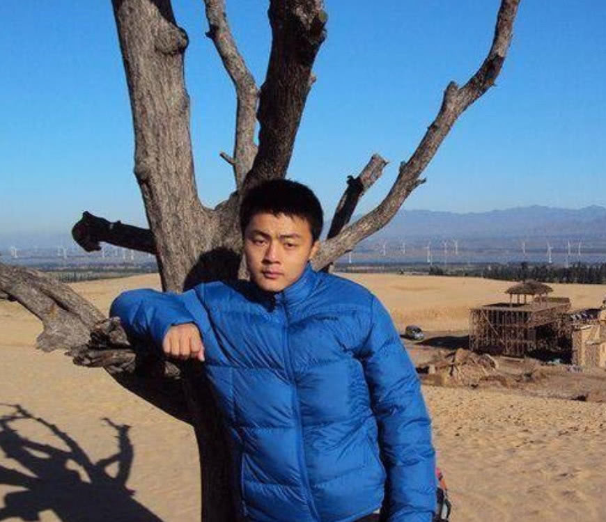 他是李连杰的替身，拍《敢死队》时身亡，剧组赔这点钱太没人性了