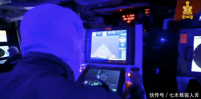 国产航母交付使用视频