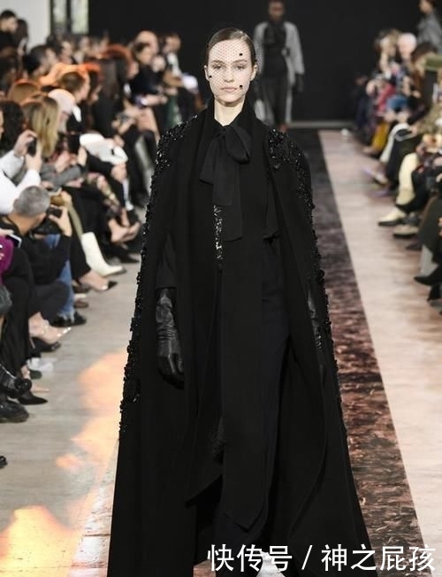 【蝴蝶结】Elie Saab 2020年秋冬系列 清新波点时尚穿出最美高级感