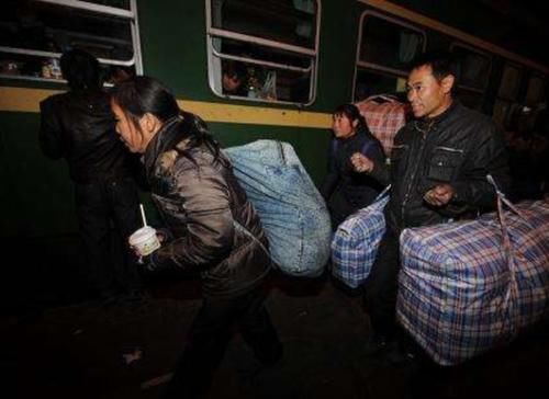  【一代】许多人好奇，为什么如今越来越多人离开广东，往浙江一