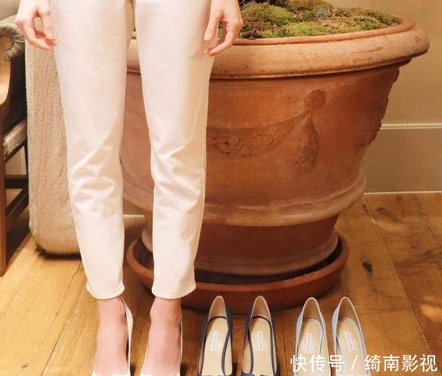 「鞋子的风格」鞋子选不对、穿搭全作废?最全的“鞋子搭配”干货,你的衣品有救了