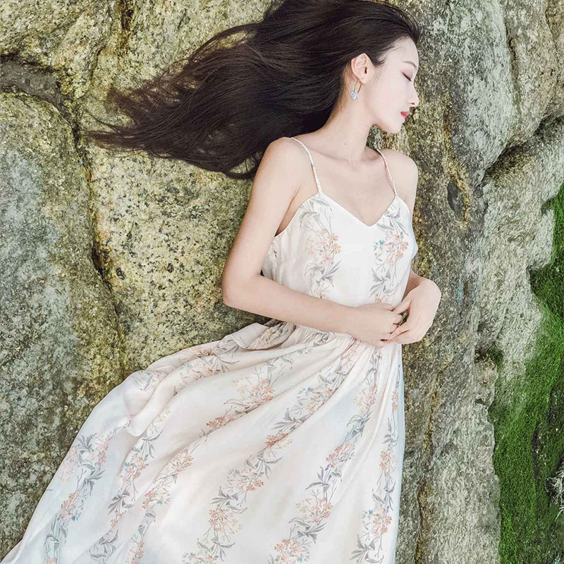 这个夏天就这样穿连衣裙，勾勒你的好身材，让你美不胜收