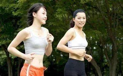 听说这样可以越跑越美!跑跑族们还不快点学起来!