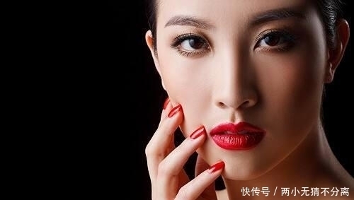 皮肤|睡觉之前一定要做四件事,坚持一个月,痘痘黑头全部消失了