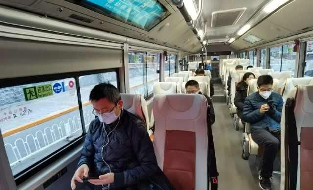  保障@「战疫」北京定制公交这样保障复工通勤~