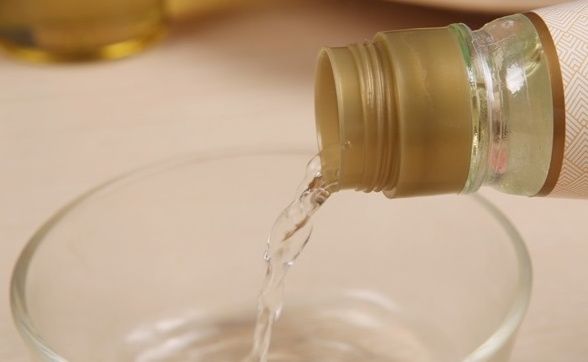 白醋泡生姜，睡前擦脸，七天皮肤水水嫩嫩，斑点全没了