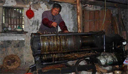 农村人人都吃自榨油，为什么有专家说却不能吃呢？一起来看看！