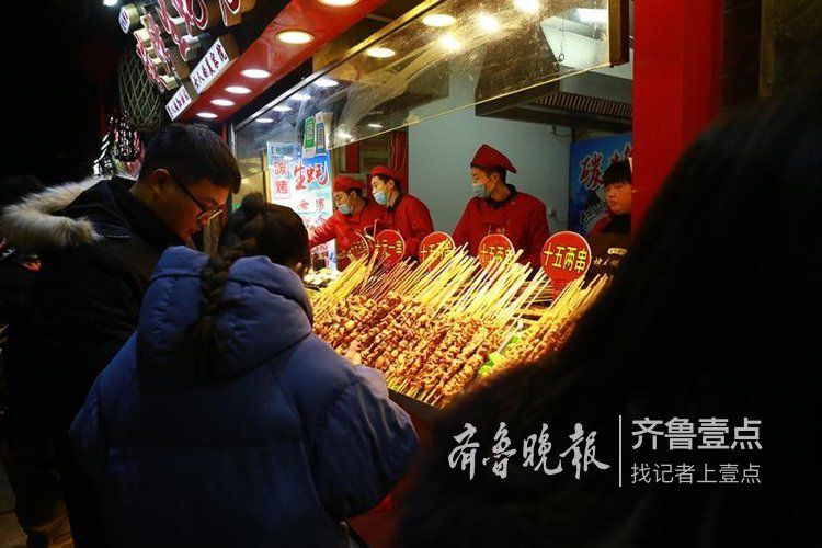 太热闹!芙蓉街开街后的不眠夜