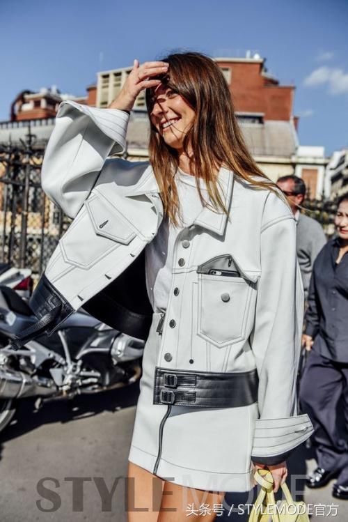 秋季必备牛仔夹克，5个新元素助你美出新高度！