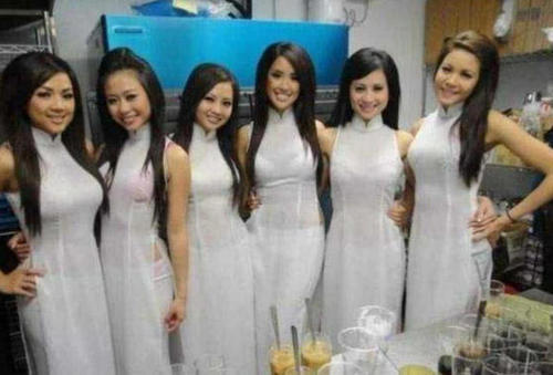 1千元人民币兑换22万多缅甸元，在当地能干啥？当地美女告诉你