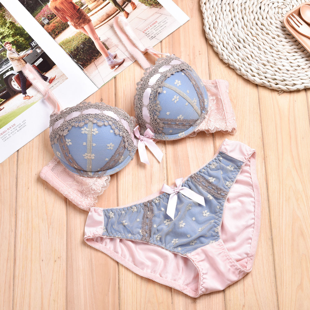 天天穿过久的文胸一点都不鲜，可以尝试一下这家，连设计都那么美