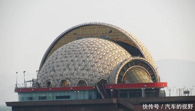 青岛最“失败”的建筑，花上亿元修建，却被7000万收购，至今停业