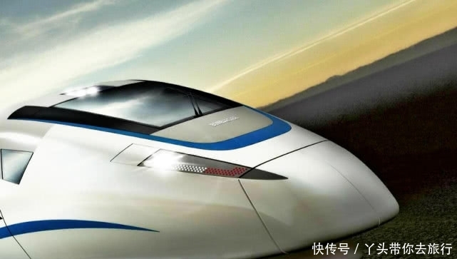 重庆新建的一条高铁，重庆到武汉仅要两个小时，预计在2020年通车