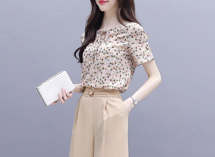 哪个天才设计的阔腿裤套装，奔4媳妇穿上舍不得脱下，简直美惨了