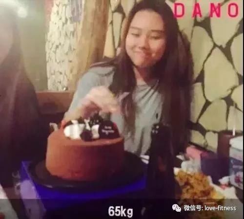 从100公斤减到50公斤，如今她漂亮到亲妈不敢认!