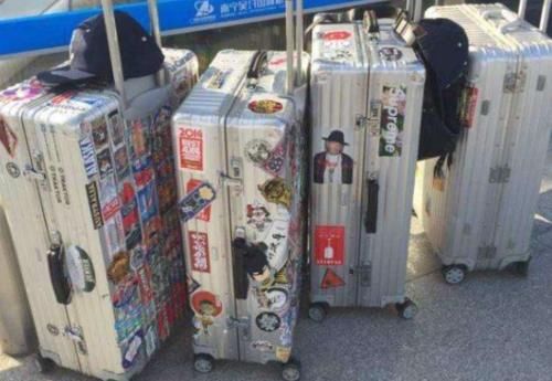终于知道乘客下飞机后为何不撕行李“标签”了，原来还有这好处，