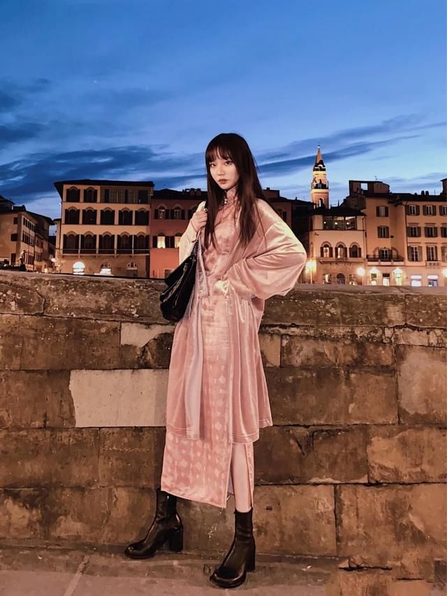  #面料#旗袍是女人永远的浪漫，看完这些旗袍，你还不动心吗？