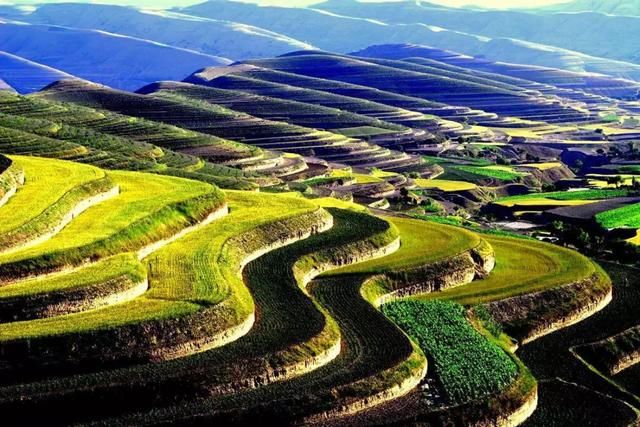 别再想着苍山洱海了，“醉”美的云南十景在这里！