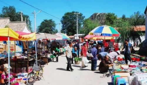  [小贩]为什么农村要隔几天一次“赶集”，难道不能天天赶集吗？