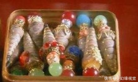 将原|古代什么也没有的条件下 古人的口红眉笔又是什么样的