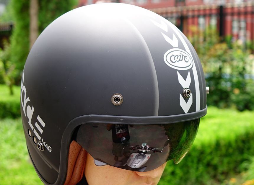 磨砂复古头盔ECE认证，带内置镜片+帽檐，238限量抢购，还有大礼